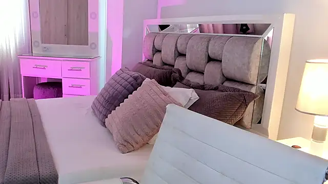 Camilaa bueno online show from 7, 3, 2026