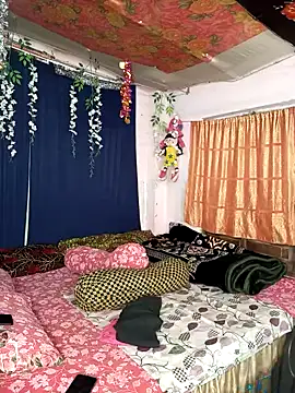 Hotty-rimi online show from 10, 2, 2025