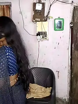 Hotty-rimi online show from 2, 3, 2025