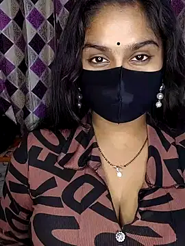 Hotty-rimi online show from 5, 3, 2025
