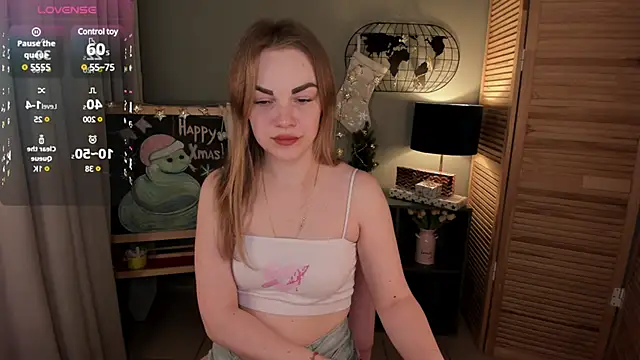 julianablond online show from 4, 12, 2024