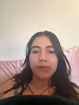 Snapshot of SaraOspinna chatting on 8, 12, 2024 SaraOspinna online show from 8, 12, 2024