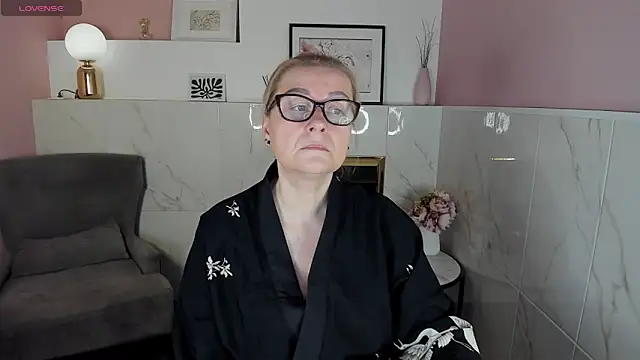 AlexandraKind online show from 26, 12, 2024