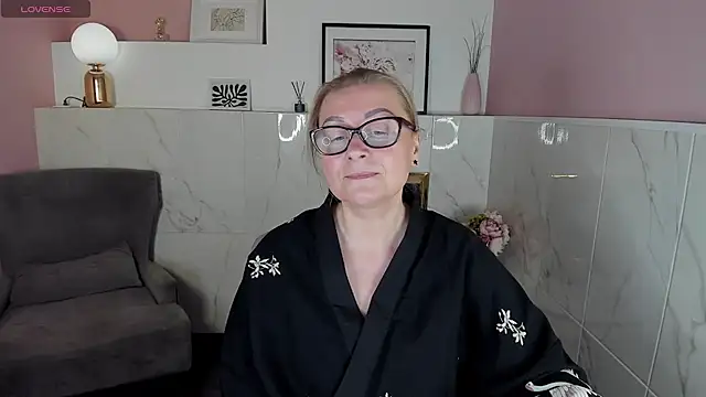 AlexandraKind online show from 27, 12, 2024