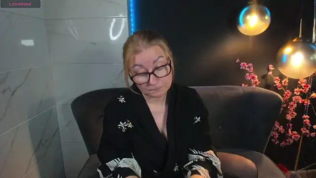 AlexandraKind online show from 28, 12, 2024