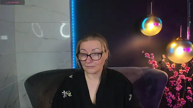AlexandraKind online show from 30, 12, 2024