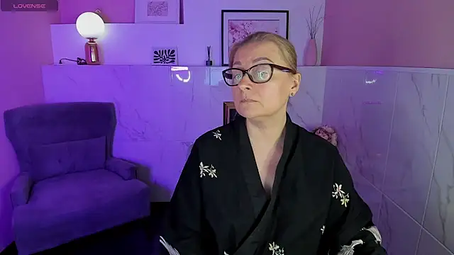 AlexandraKind online show from 19, 1, 2025