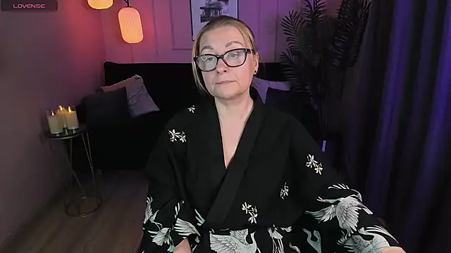 AlexandraKind online show from 20, 1, 2025