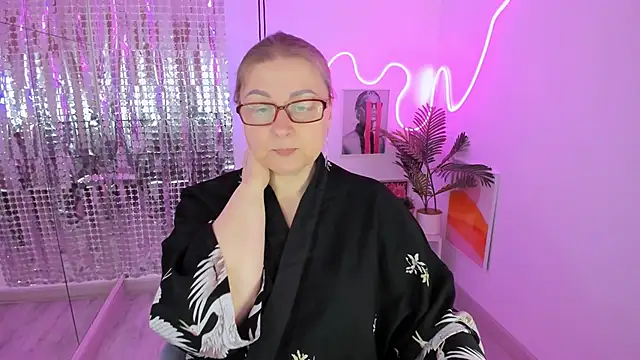 AlexandraKind online show from 13, 3, 2026