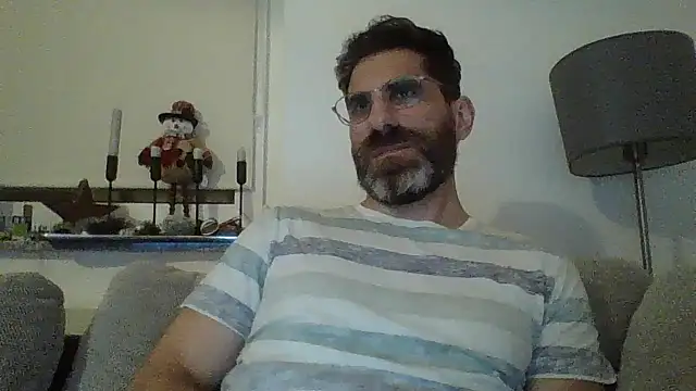 Snapshot of alcatraz009 chatting on 23, 12, 2024 alcatraz009 online show from 23, 12, 2024