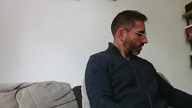 Snapshot of alcatraz009 chatting on 14, 10, 2025 alcatraz009 online show from 14, 10, 2025