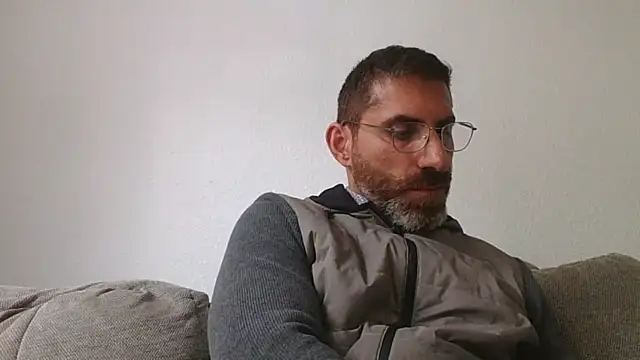 Snapshot of alcatraz009 chatting on 21, 10, 2025 alcatraz009 online show from 21, 10, 2025