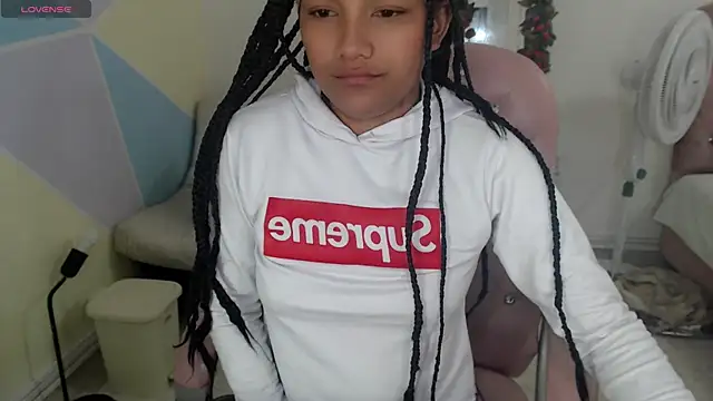 Snapshot of elly_willis chatting on 30, 12, 2024 elly willis online show from 30, 12, 2024