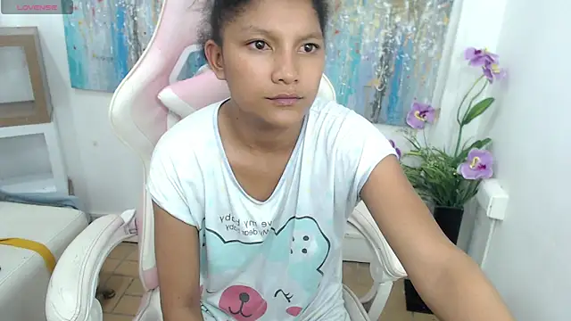 Snapshot of elly_willis chatting on 23, 2, 2025 elly willis online show from 23, 2, 2025