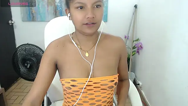 Snapshot of elly_willis chatting on 15, 3, 2025 elly willis online show from 15, 3, 2025