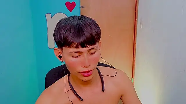 Snapshot of tanjiro_cute chatting on 2, 3, 2026 tanjiro cute online show from 2, 3, 2026