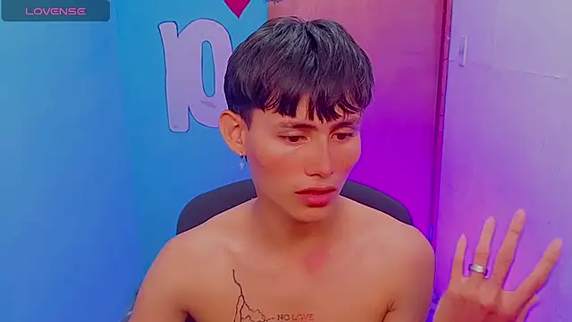 Snapshot of tanjiro_cute chatting on 23, 3, 2026 tanjiro cute online show from 23, 3, 2026