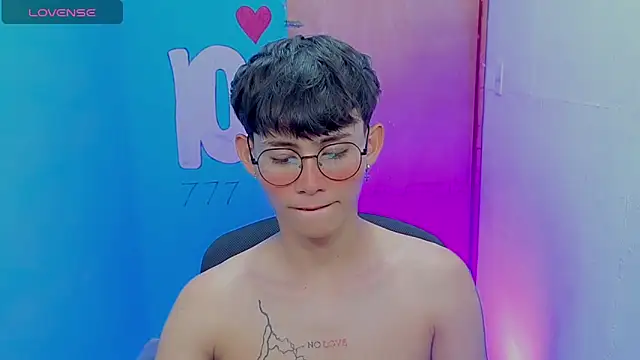 tanjiro cute online show from 19, 5, 2026