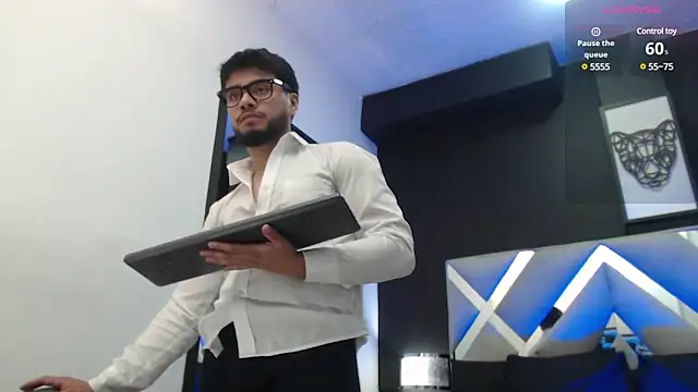 Tommidubois online show from 3, 1, 2025