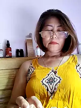 Baby-tits2024 online show from 9, 12, 2024