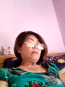 Baby-tits2024 online show from 30, 12, 2024