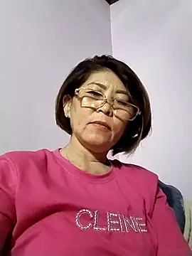 Baby-tits2024 online show from 9, 1, 2025