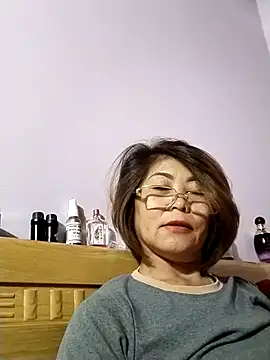 Baby-tits2024 online show from 12, 1, 2025