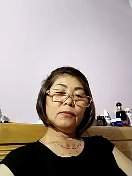 Baby-tits2024 online show from 26, 1, 2025