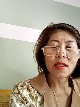 Baby-tits2024 online show from 8, 2, 2025