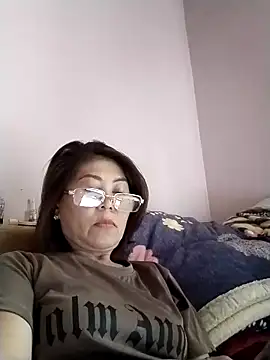 Baby-tits2024 online show from 20, 2, 2025