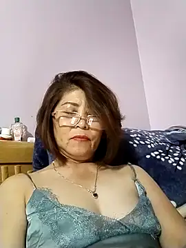 Baby-tits2024 online show from 25, 2, 2025