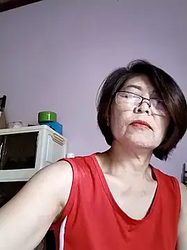 Baby-tits2024 online show from 13, 9, 2025