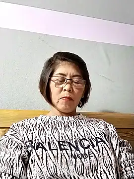 Baby-tits2024 online show from 13, 9, 2025