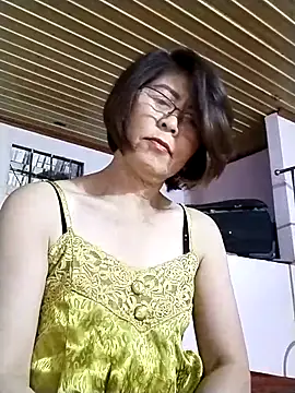 Baby-tits2024 online show from 14, 9, 2025