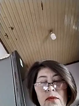 Baby-tits2024 online show from 16, 9, 2025