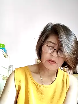 Baby-tits2024 online show from 21, 9, 2025