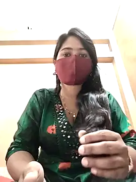 Magical Girl- online show from 2, 3, 2025