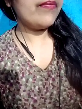Love-Veronica online show from 8, 5, 2026