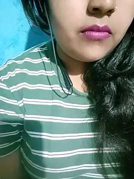 Love-Veronica online show from 16, 6, 2026