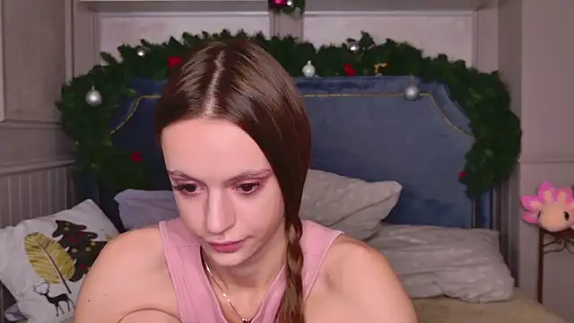 Snapshot of RebeccaMartons chatting on 14, 1, 2025 RebeccaMartons online show from 14, 1, 2025