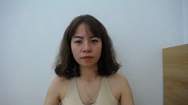 HotQueen online show from 28, 1, 2025