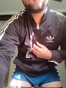 Snapshot of smartboy010101 chatting on 4, 12, 2025 smartboy010101 online show from 4, 12, 2025