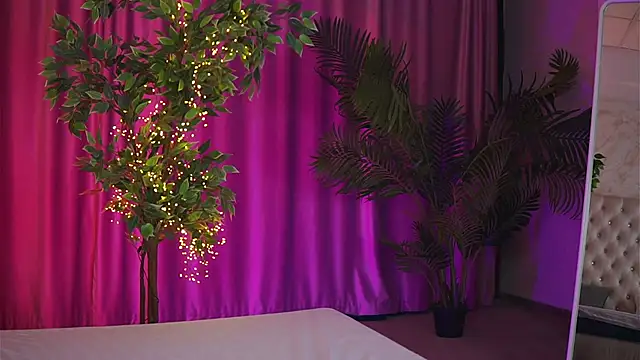 YemayaLuna online show from 11, 2, 2025