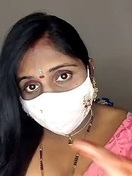 Snapshot of Sexy_Radhikaa chatting on 18, 2, 2025 Sexy Radhikaa online show from 18, 2, 2025