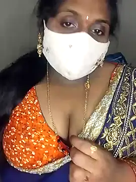 Snapshot of Sexy_Radhikaa chatting on 25, 2, 2025 Sexy Radhikaa online show from 25, 2, 2025