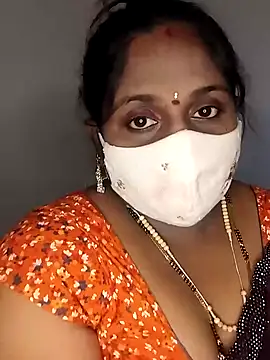 Snapshot of Sexy_Radhikaa chatting on 11, 3, 2025 Sexy Radhikaa online show from 11, 3, 2025