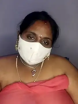 Snapshot of Sexy_Radhikaa chatting on 18, 3, 2025 Sexy Radhikaa online show from 18, 3, 2025