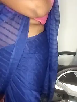 Snapshot of Sexy_Radhikaa chatting on 11, 5, 2026 Sexy Radhikaa online show from 11, 5, 2026