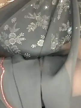 Snapshot of Sexy_Radhikaa chatting on 16, 5, 2026 Sexy Radhikaa online show from 16, 5, 2026