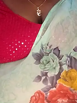 Snapshot of Sexy_Radhikaa chatting on 24, 5, 2026 Sexy Radhikaa online show from 24, 5, 2026